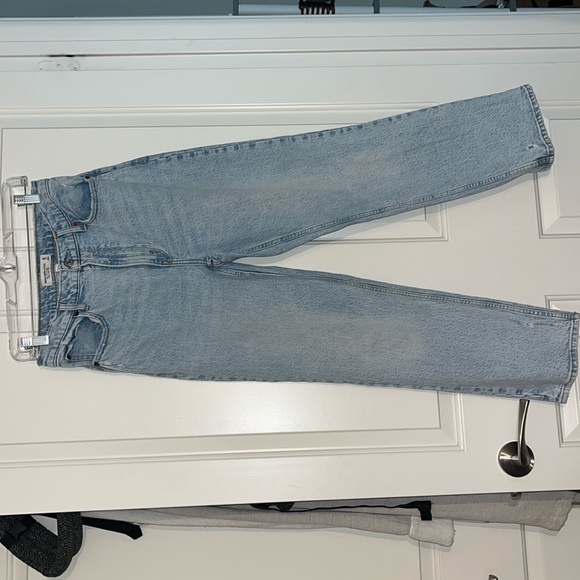 Abercrombie & Fitch Denim - Abercrombie &Fitch 90s straight ultra high rise 6short (28)